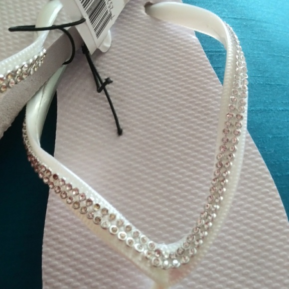White embellished flip flops size 9 New - Picture 2 of 4